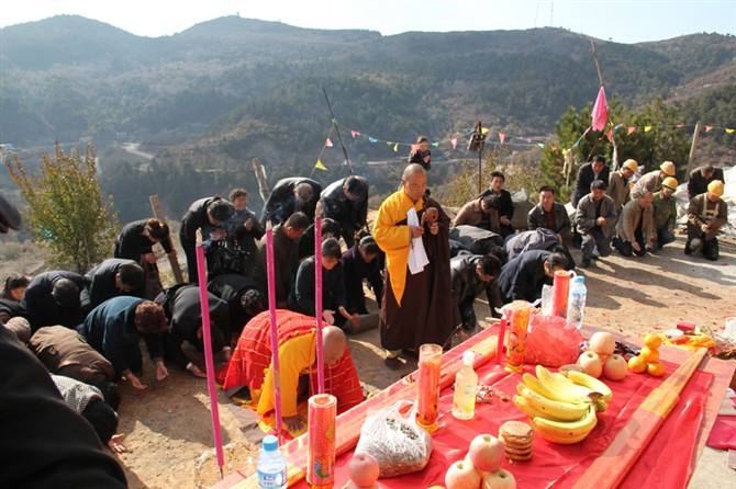 祭祀山西太原市寿仙施孝园公